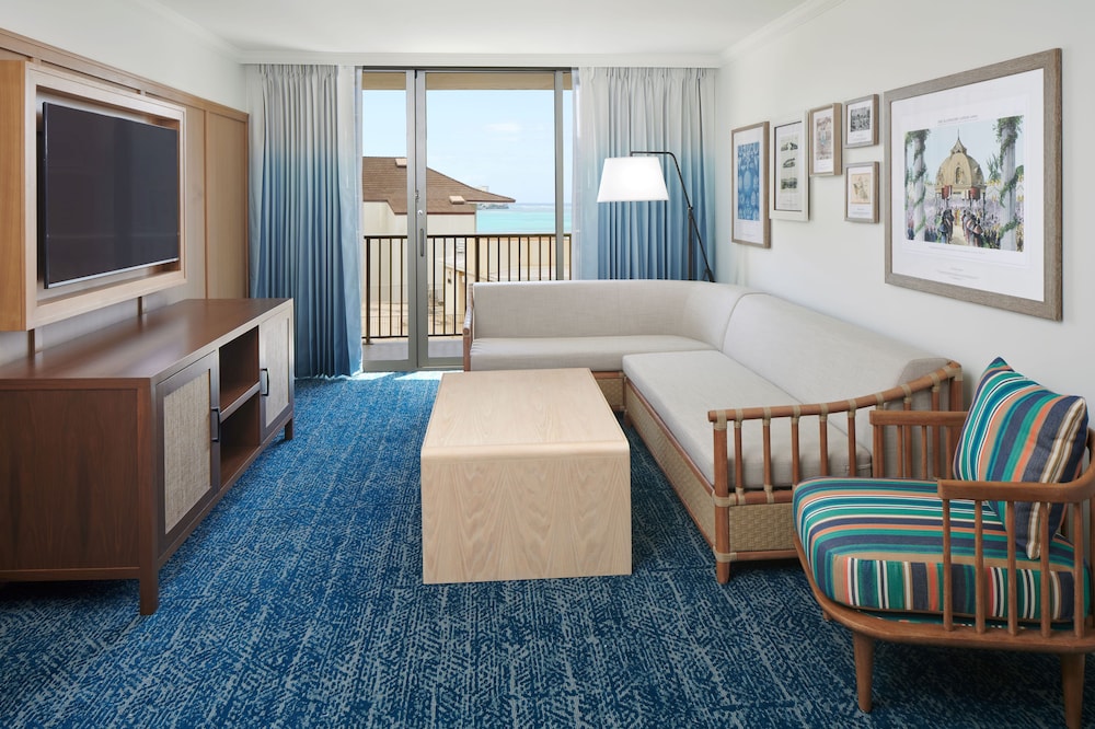 OUTRIGGER Reef Waikiki Beach Resort — Hotel rooms in Honolulu, Hawaii