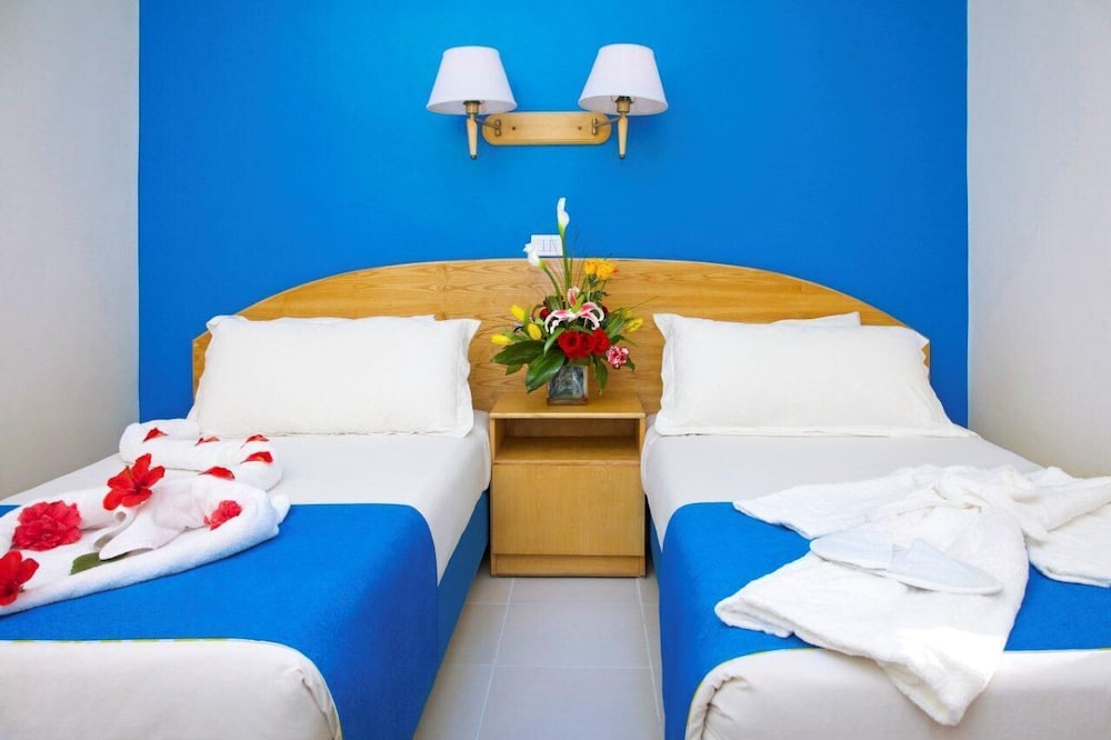 Gafy Resort Aqua Park — Hotel rooms in Sharm El Sheikh, Red Sea