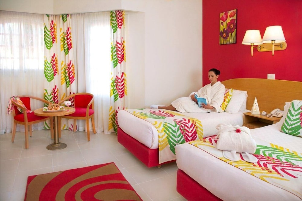 Gafy Resort Aqua Park — Hotel rooms in Sharm El Sheikh, Red Sea