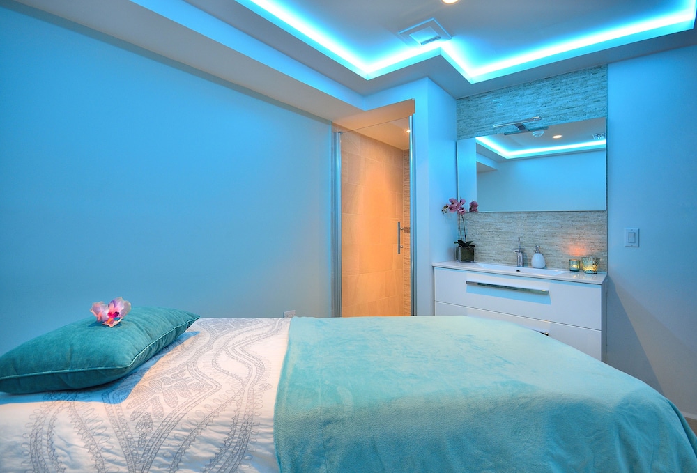 Divi Aruba Phoenix Beach Resort — Hotel rooms in Noord, Aruba