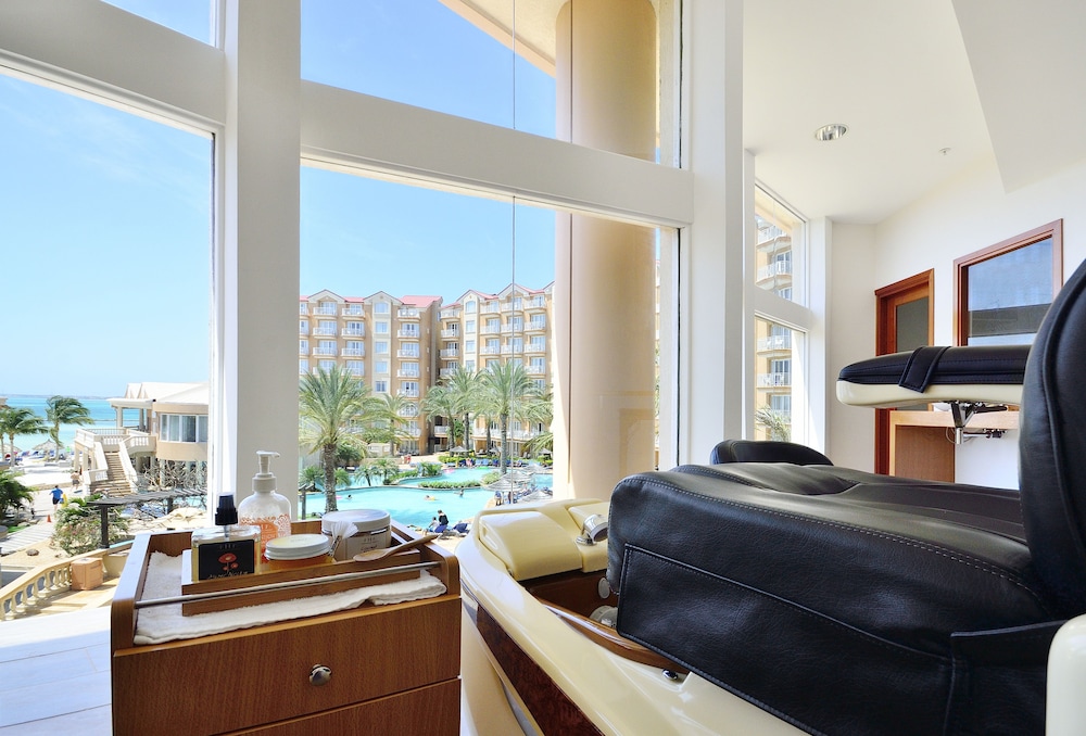 Divi Aruba Phoenix Beach Resort — Hotel rooms in Noord, Aruba