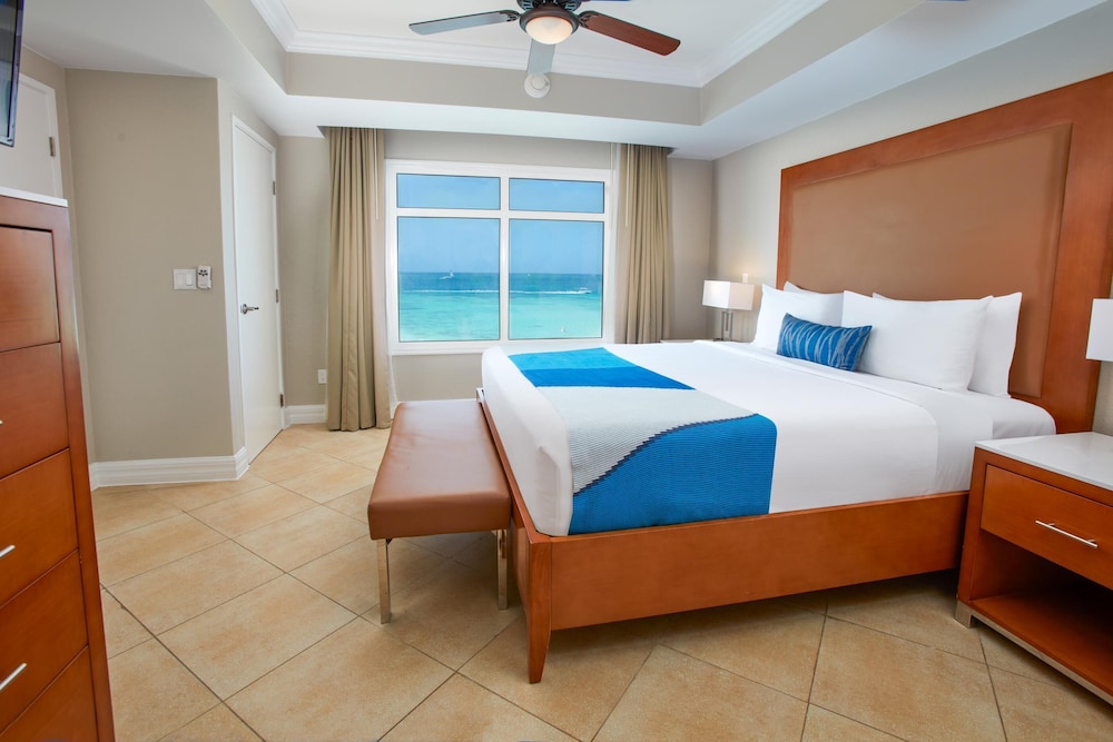 Divi Aruba Phoenix Beach Resort — Hotel rooms in Noord, Aruba