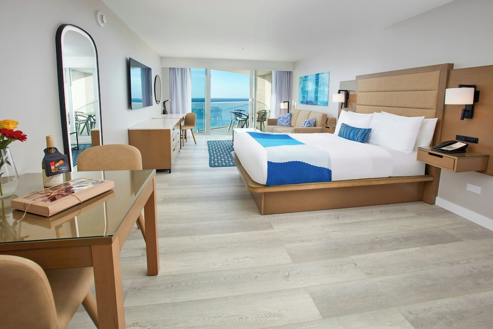 Divi Aruba Phoenix Beach Resort — Hotel rooms in Noord, Aruba
