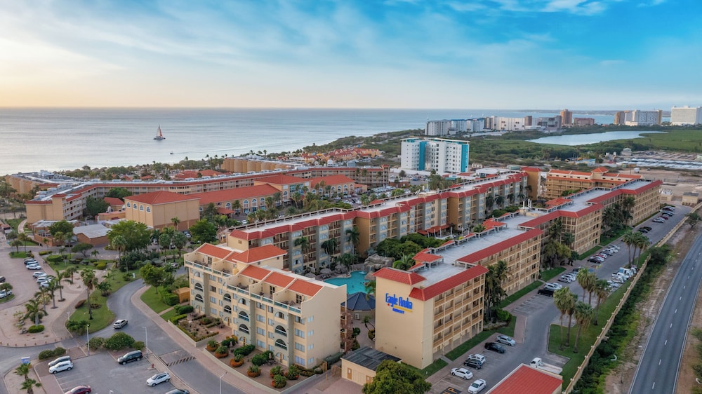 Eagle Aruba Resort — Hotel building in Oranjestad, Aruba