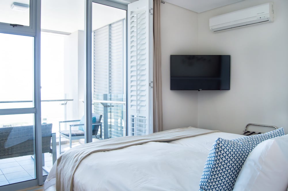 The Crystal Apartments — Hotel rooms in Cape Town, Western Cape