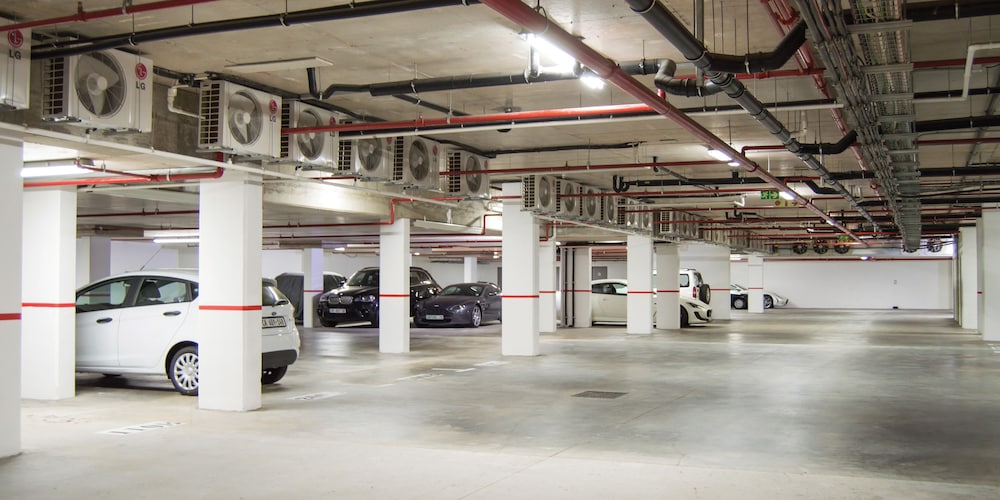 The Crystal Apartments — Hotel building in Cape Town, Western Cape