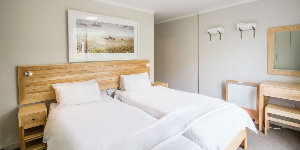 The Crystal Apartments — Hotel rooms in Cape Town, Western Cape