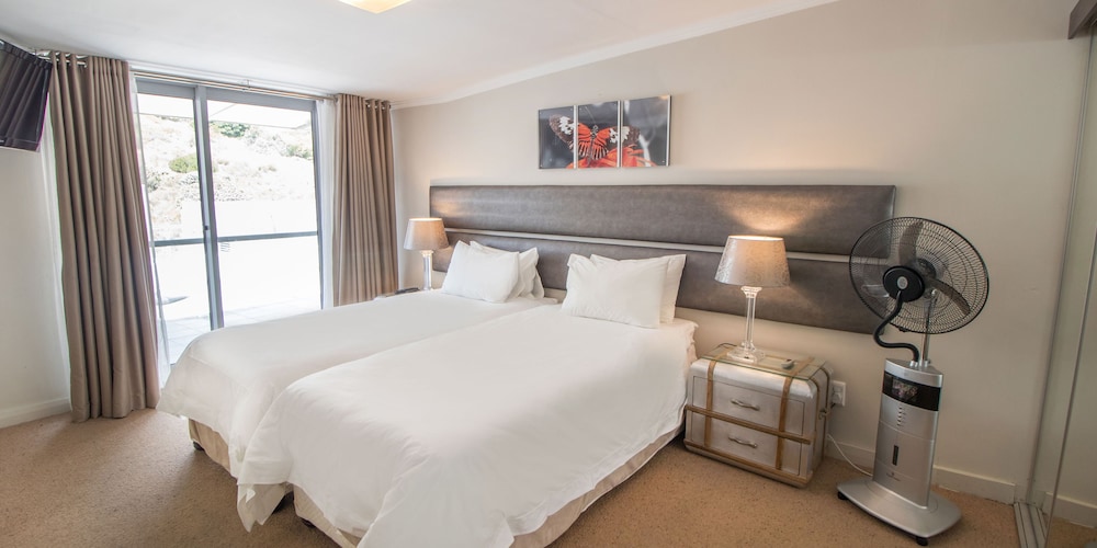 The Crystal Apartments — Hotel rooms in Cape Town, Western Cape
