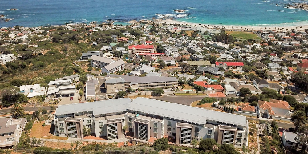 The Crystal Apartments — Hotel building in Cape Town, Western Cape