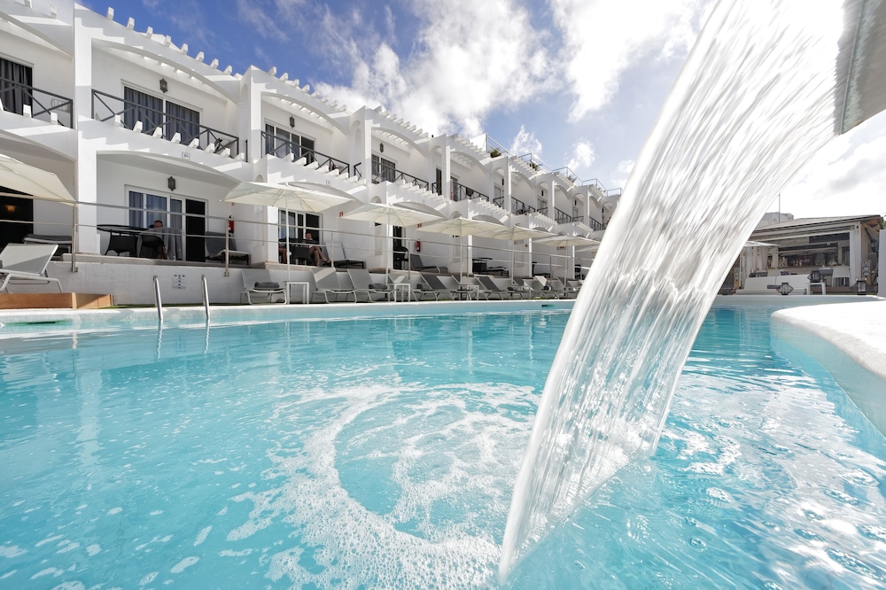 Vista Bonita Gay & Lesbian only Resort — Swimming pool in Maspalomas, Canary Islands