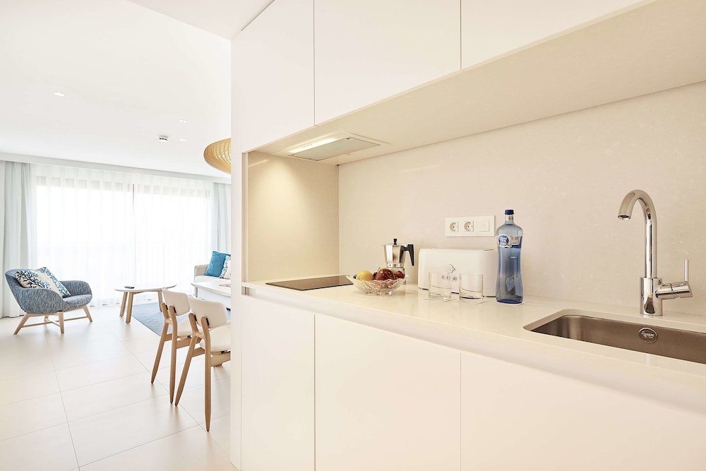 Eurostars Ibiza — Hotel rooms in Ibiza Town, Balearic Islands