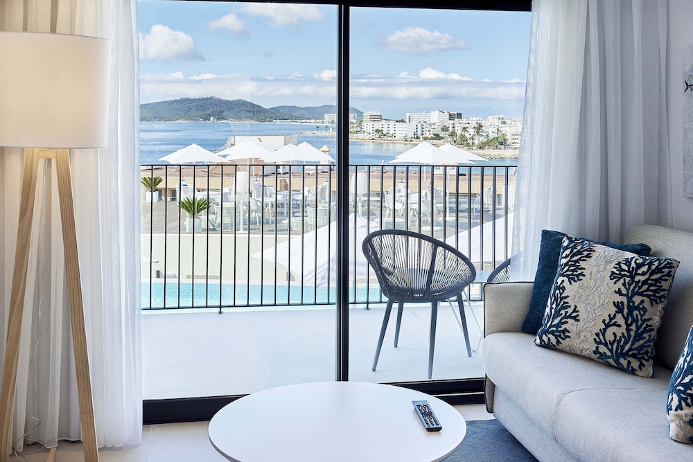 Eurostars Ibiza — Hotel rooms in Ibiza Town, Balearic Islands