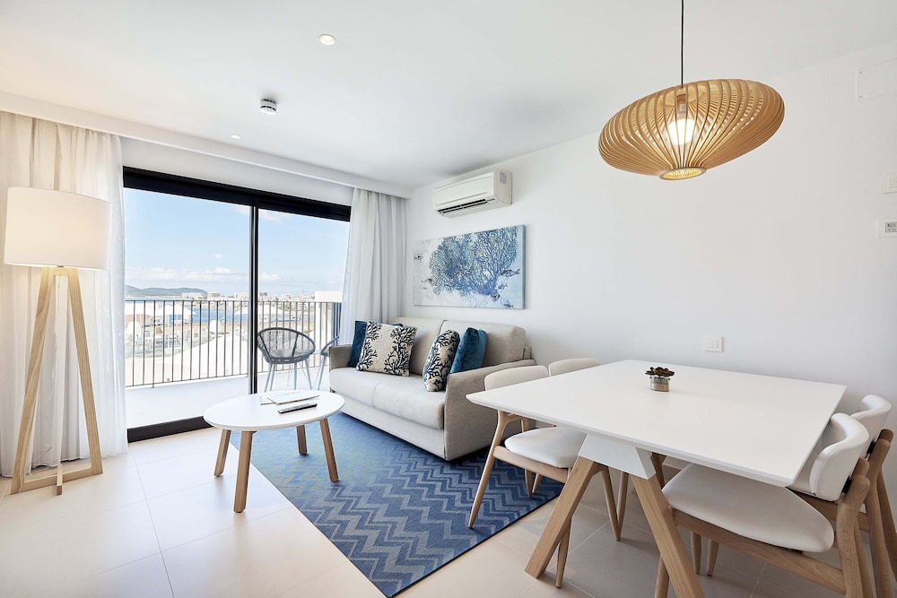 Eurostars Ibiza — Hotel rooms in Ibiza Town, Balearic Islands