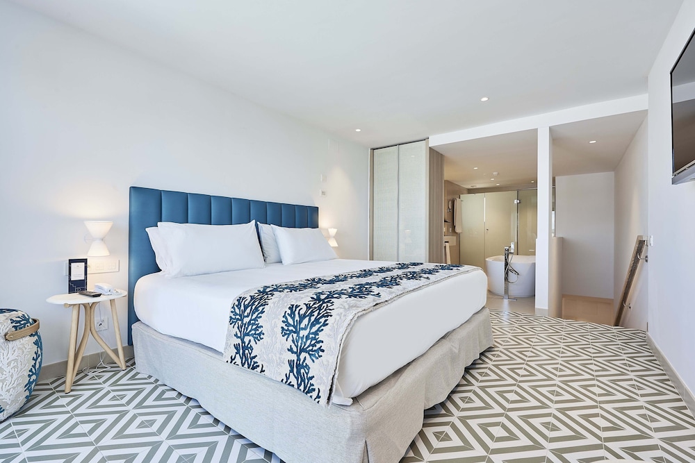 Eurostars Ibiza — Hotel rooms in Ibiza Town, Balearic Islands