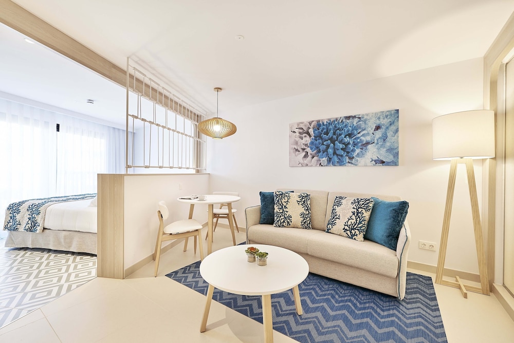 Eurostars Ibiza — Hotel rooms in Ibiza Town, Balearic Islands