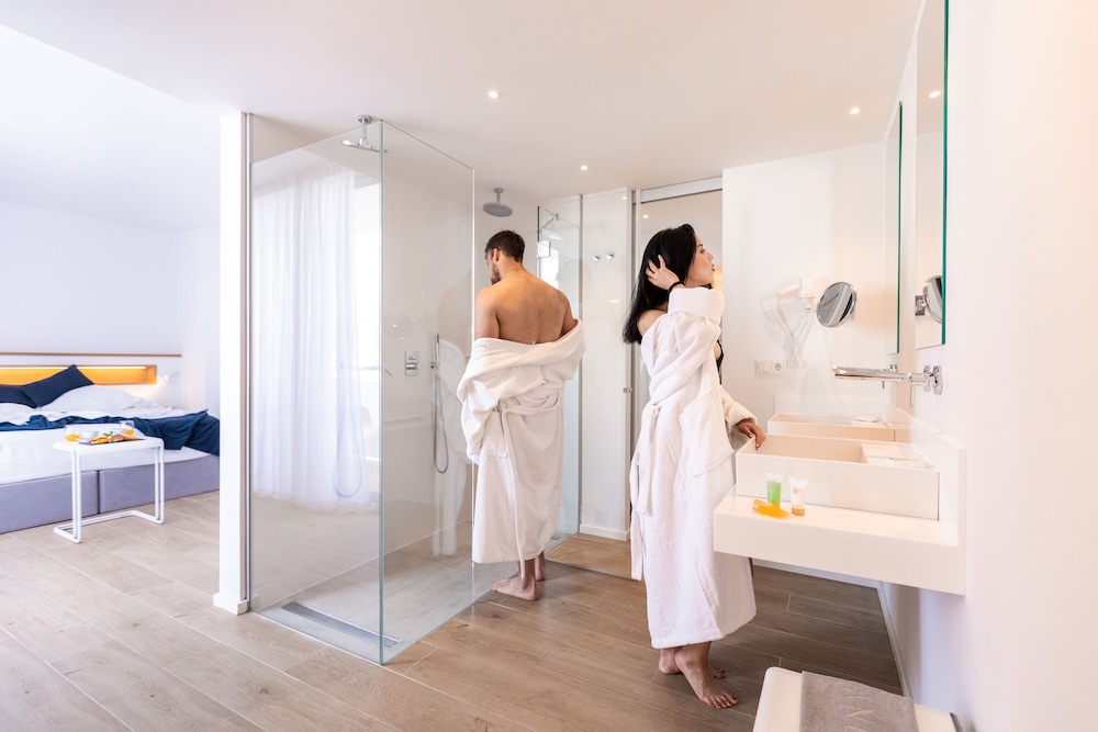 Hotel Ánfora Ibiza — Hotel rooms in Santa Eulalia, Balearic Islands