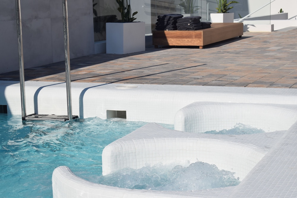 Hotel Ánfora Ibiza — Spa in Santa Eulalia, Balearic Islands