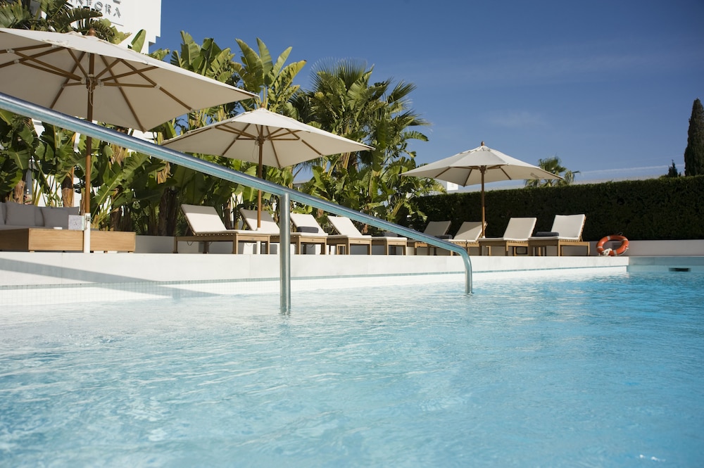 Hotel Ánfora Ibiza — Swimming pool in Santa Eulalia, Balearic Islands