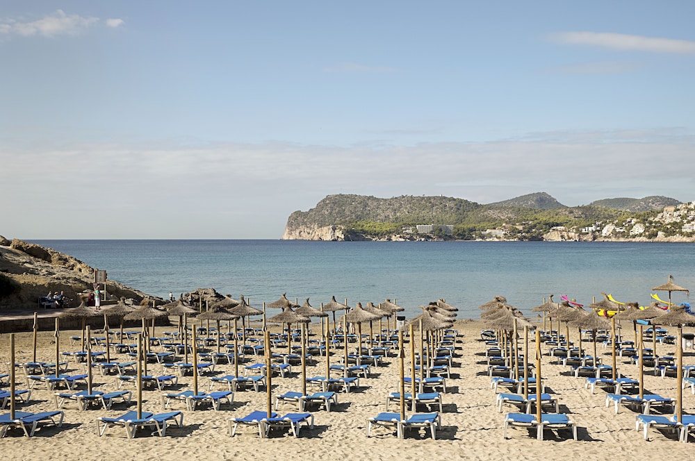 Hapimag Resort Paguera — Beach in Peguera, Balearic Islands