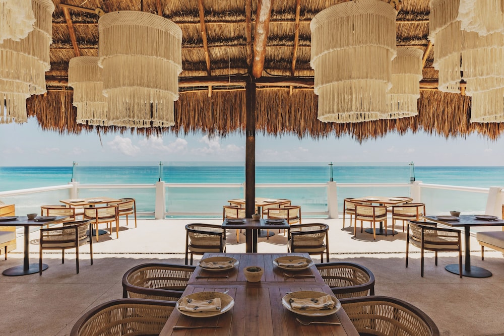 Paradisus Cancún – All Inclusive — Restaurant & bars in Cancun, Quintana Roo