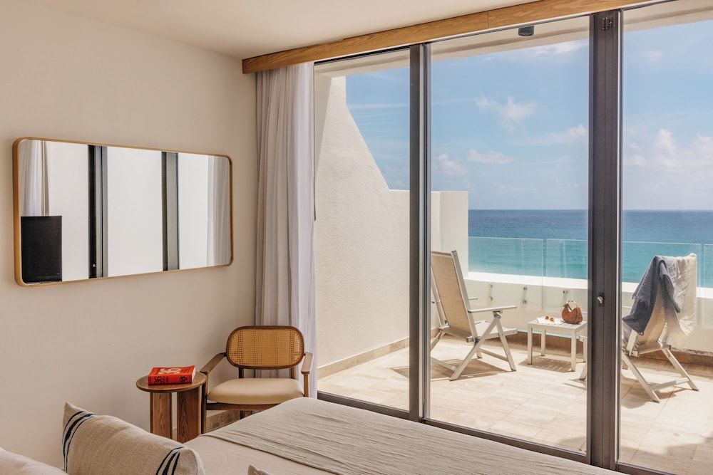 Paradisus Cancún – All Inclusive — Hotel rooms in Cancun, Quintana Roo