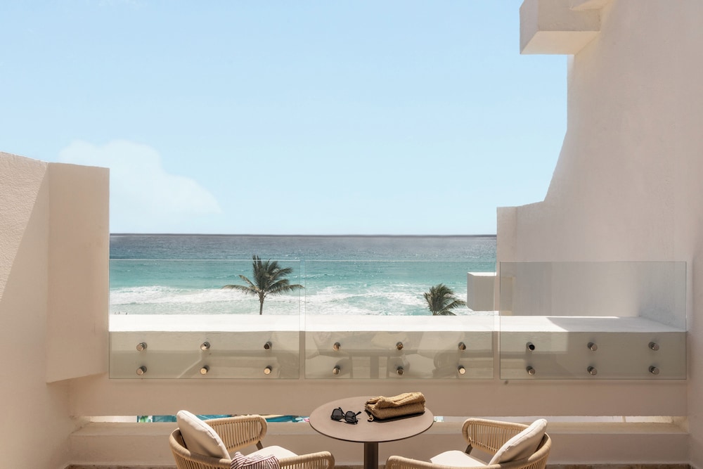 Paradisus Cancún – All Inclusive — Beach in Cancun, Quintana Roo
