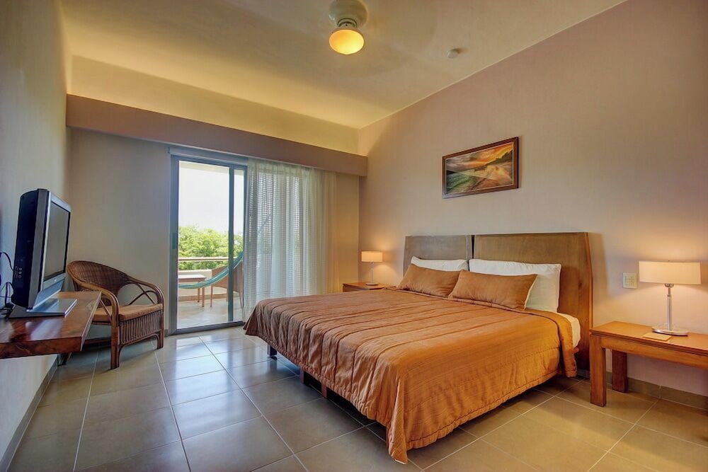 Riviera Maya Suites — Hotel rooms in Playa del Carmen, Quintana Roo