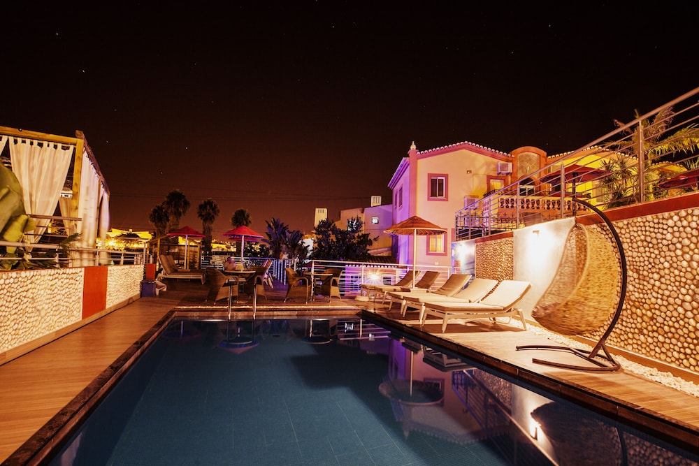 Villas D. Dinis Charming Residence - Adults Only — Swimming pool in Lagos, Faro
