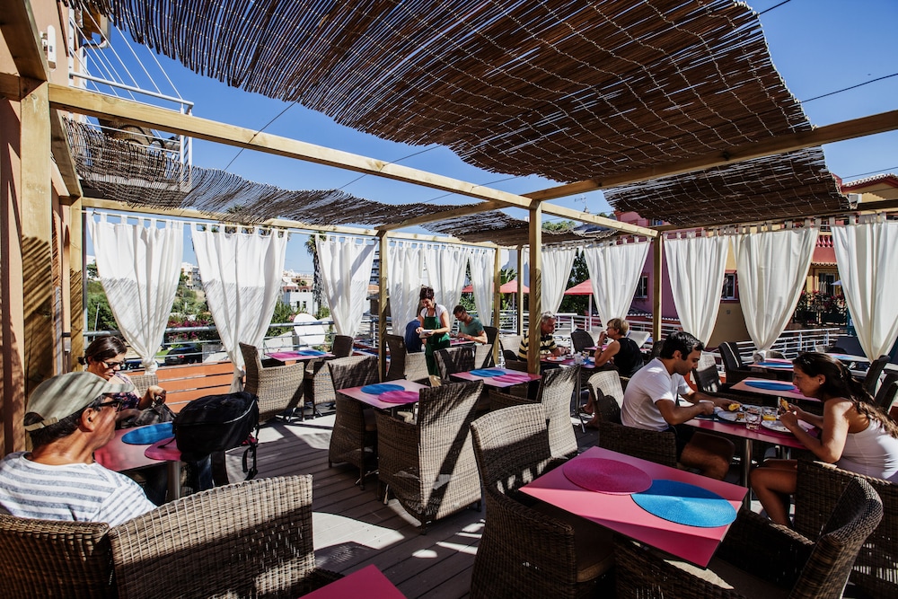 Villas D. Dinis Charming Residence - Adults Only — Restaurant & bars in Lagos, Faro