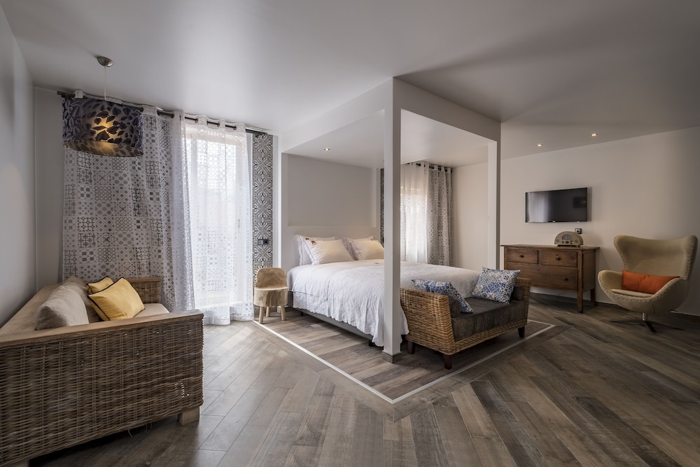 Villas D. Dinis Charming Residence - Adults Only — Hotel rooms in Lagos, Faro