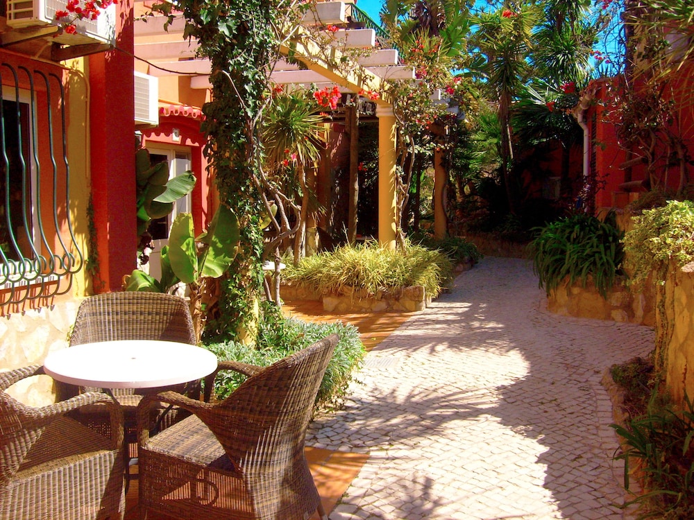 Villas D. Dinis Charming Residence - Adults Only — Hotel building in Lagos, Faro