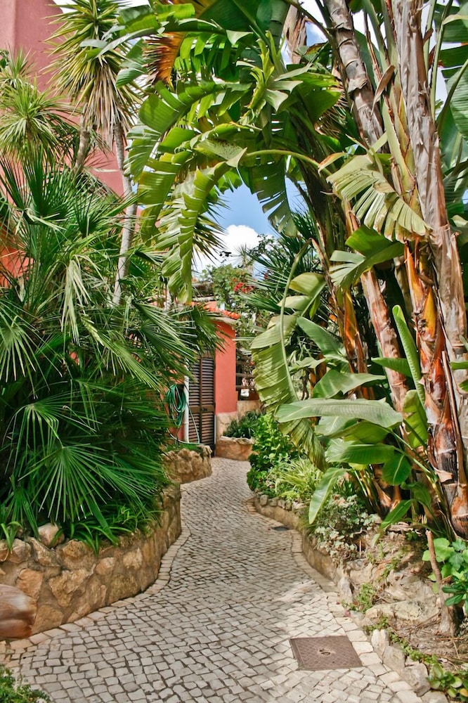 Villas D. Dinis Charming Residence - Adults Only — Hotel building in Lagos, Faro