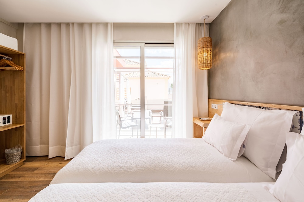 Villas D. Dinis Charming Residence - Adults Only — Hotel rooms in Lagos, Faro