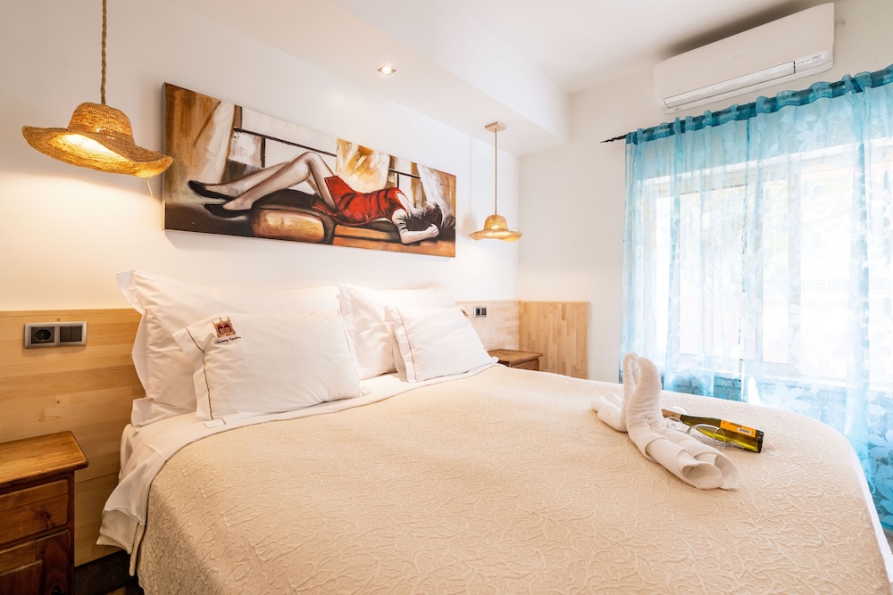 Villas D. Dinis Charming Residence - Adults Only — Hotel rooms in Lagos, Faro