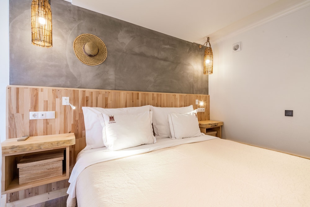 Villas D. Dinis Charming Residence - Adults Only — Hotel rooms in Lagos, Faro