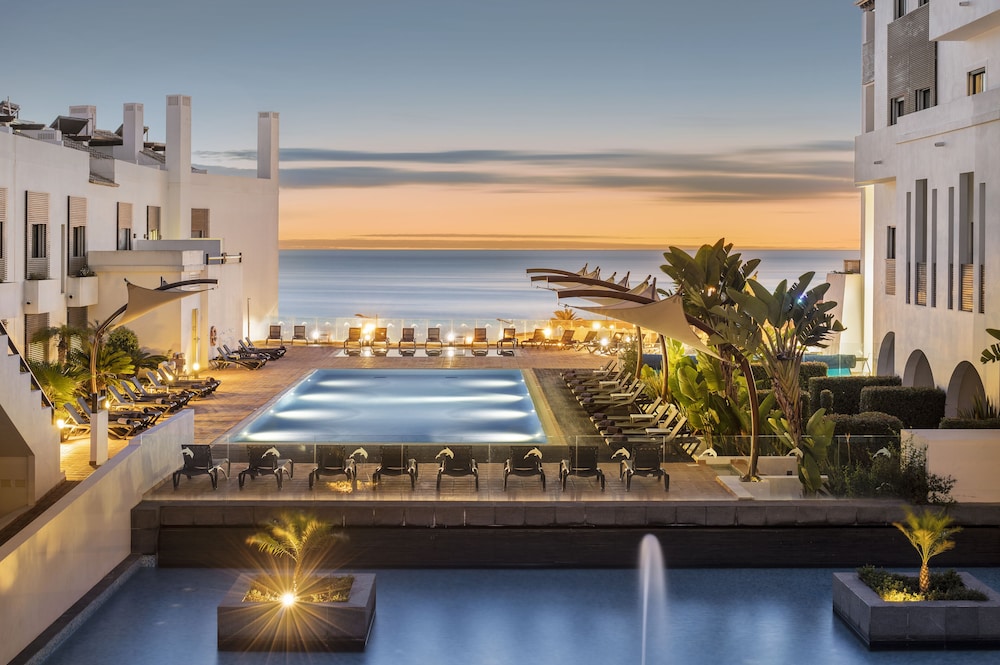 Belmar Spa & Beach Resort — Swimming pool in Lagos, Faro