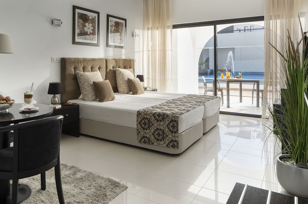 Belmar Spa & Beach Resort — Hotel rooms in Lagos, Faro