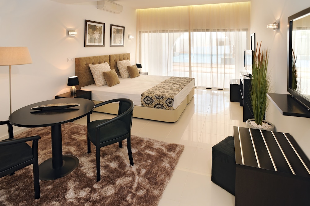 Belmar Spa & Beach Resort — Hotel rooms in Lagos, Faro