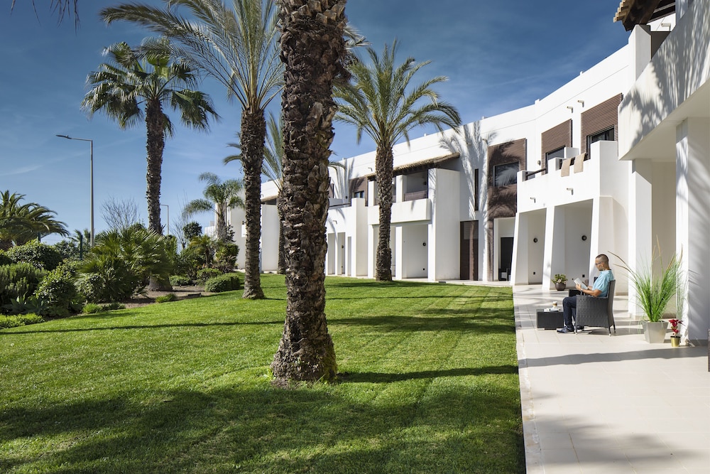 Belmar Spa & Beach Resort — Hotel building in Lagos, Faro