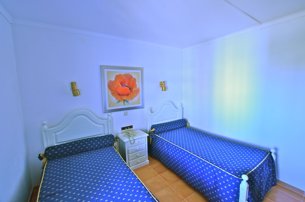 Mirachoro Praia da Rocha — Hotel rooms in Portimão, Faro