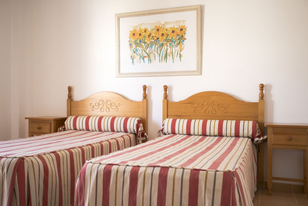 Mirachoro Praia da Rocha — Hotel rooms in Portimão, Faro