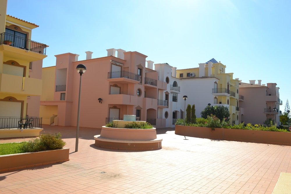 Eden Village - Apartments — Hotel building in Vilamoura, Faro
