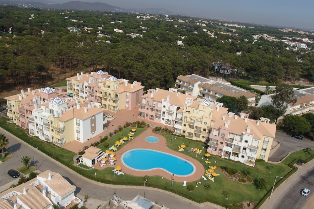 Eden Village - Apartments — Hotel building in Vilamoura, Faro