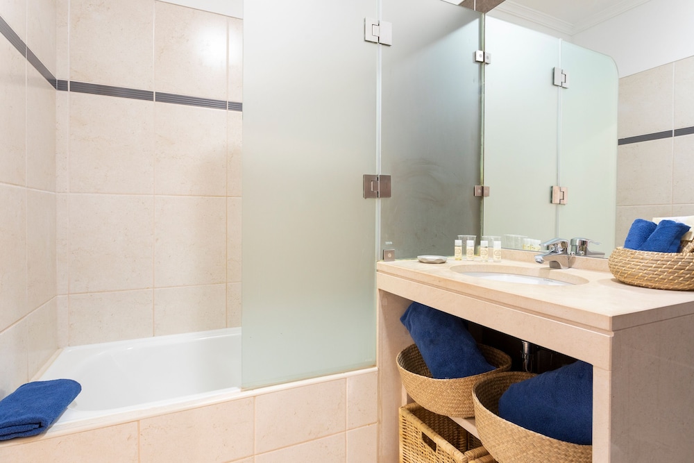 Placid Village — Hotel rooms in Carvoeiro, Faro