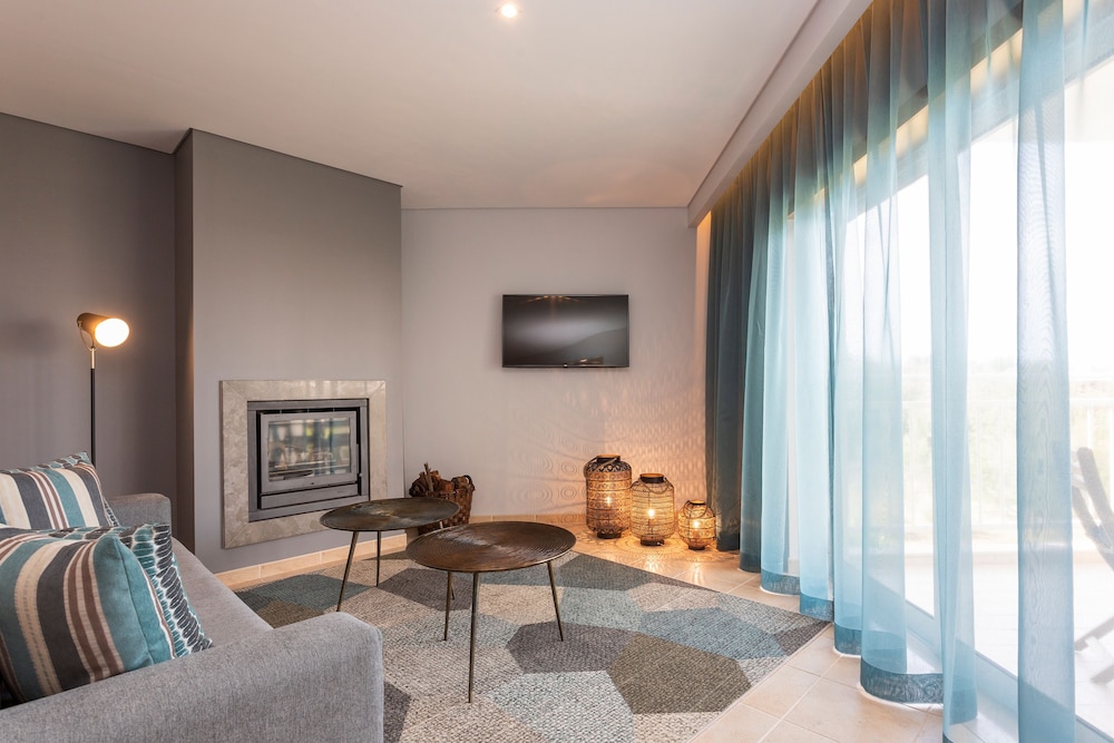 Placid Village — Hotel rooms in Carvoeiro, Faro
