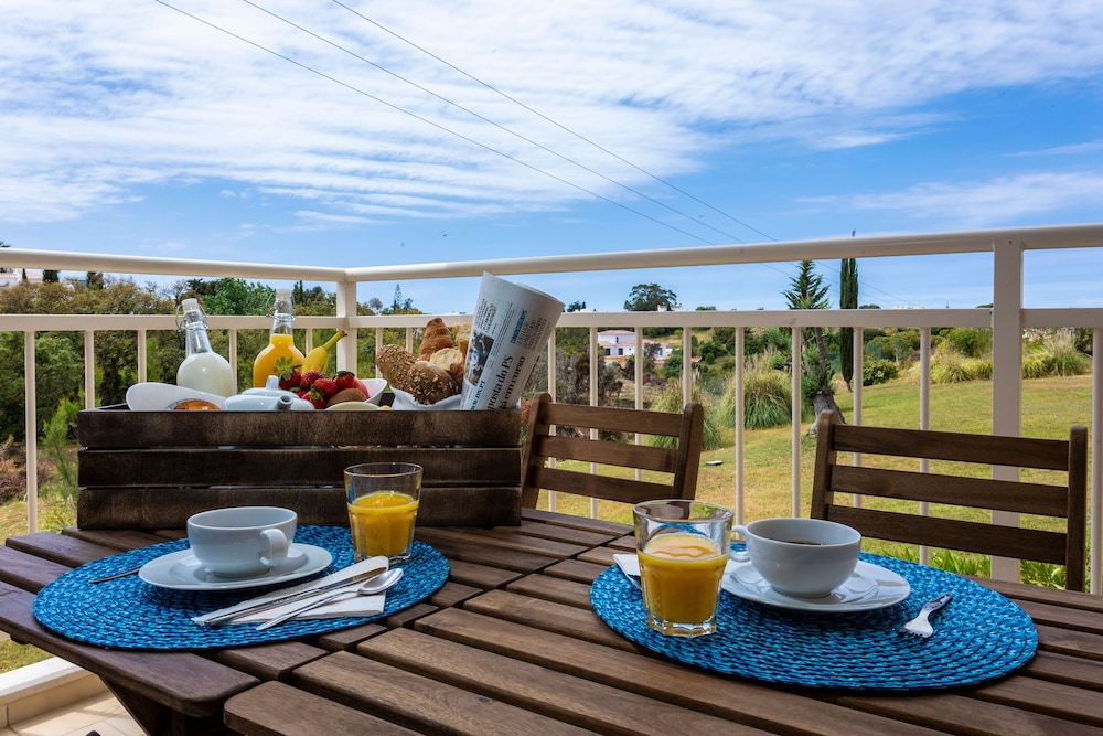 Placid Village — Hotel rooms in Carvoeiro, Faro