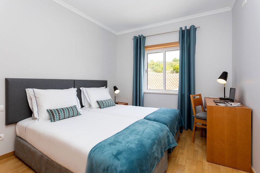 Placid Village — Hotel rooms in Carvoeiro, Faro