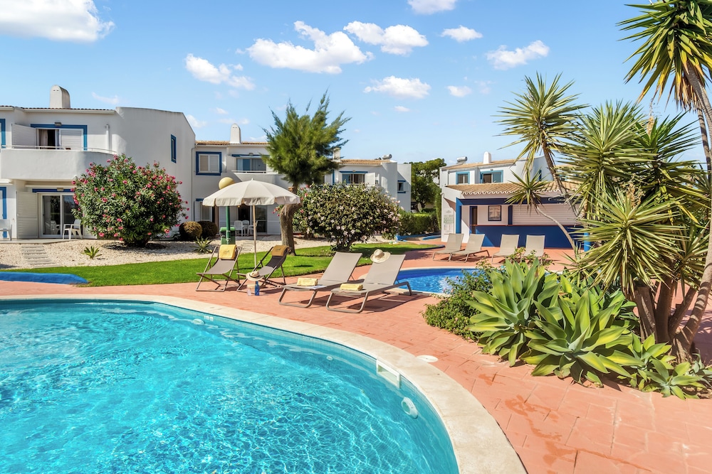 Quinta do Paraíso — Swimming pool in Carvoeiro, Faro