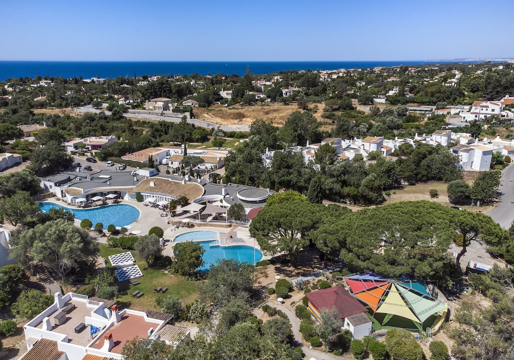 Quinta do Paraíso — Swimming pool in Carvoeiro, Faro