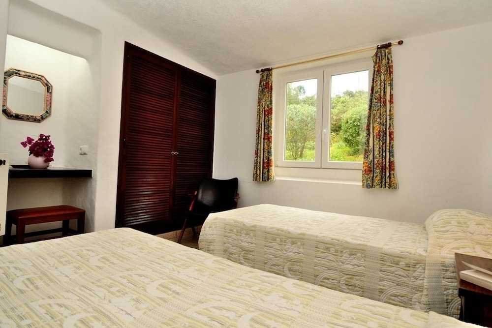 Quinta do Paraíso — Hotel rooms in Carvoeiro, Faro